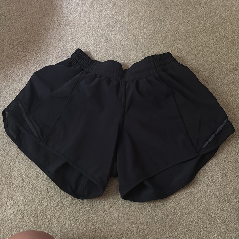 Lululemon hotty hot shorts